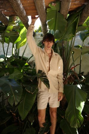light shirt 1